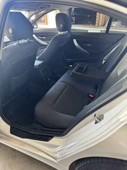 BMW 318d Sedan (F30) | Diesel | 143 cv