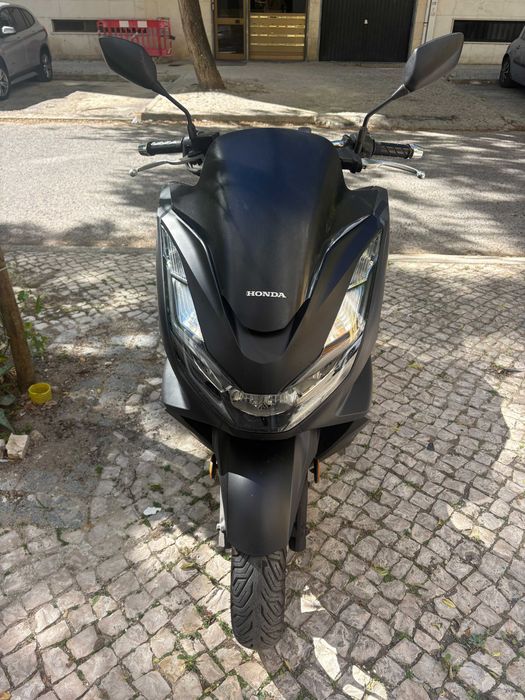 125 CCM Honda PCX Scooter