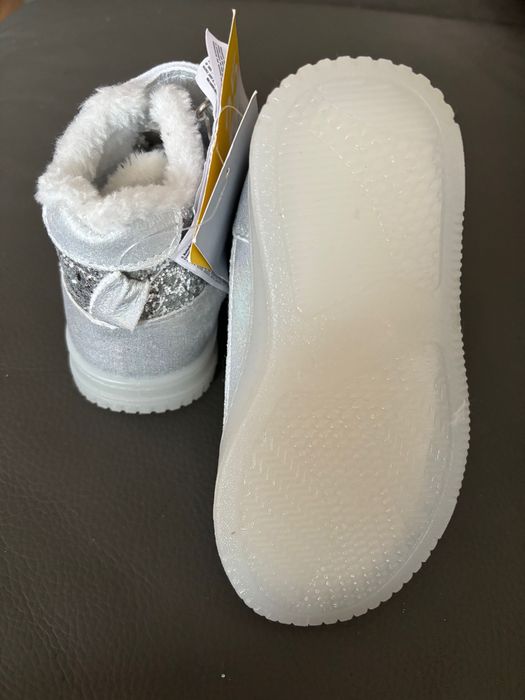 Brokatowe buty led świecąca podeszwa, migające, diody NOWE rozmiar 25
