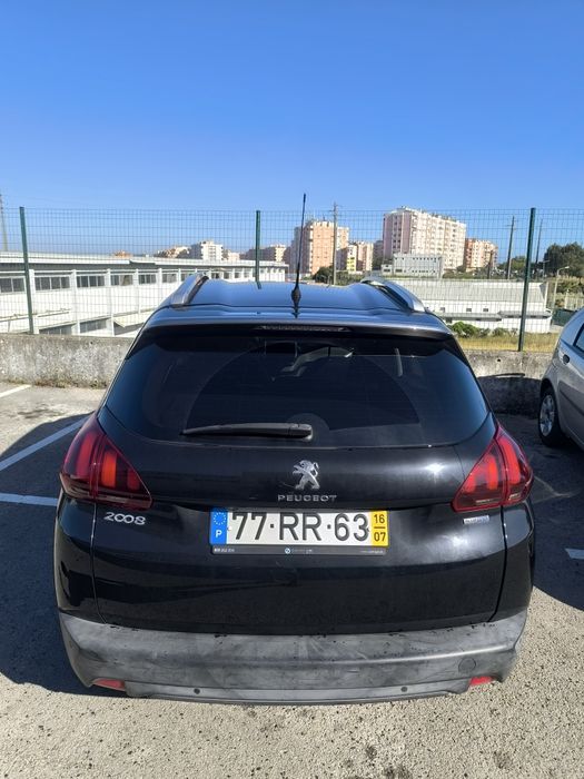 Peugeot 2008 — fotografia 3
