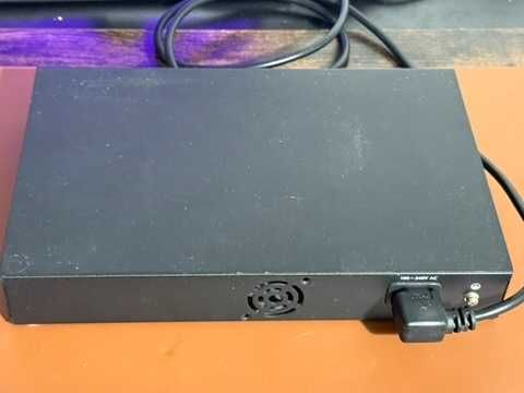 BDCOM S2210PB | 8×PoE 10/100 + 2×GB Uplink | Managed | 150W | rack