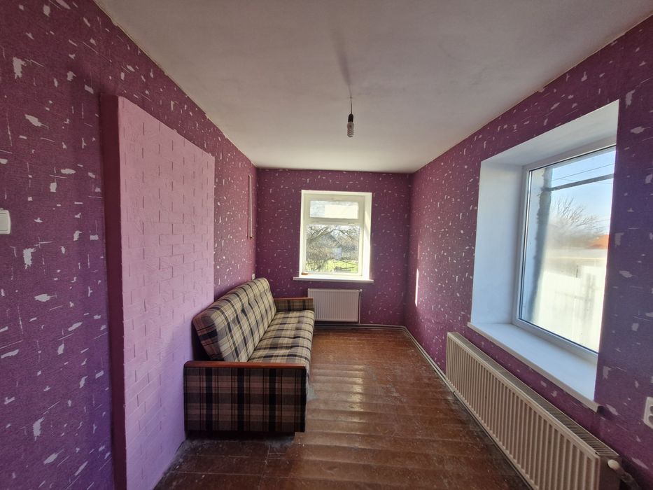 Крепкий одноэтажный дом