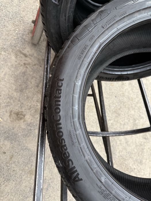 Шины БУ 255 45 R 19 Continental Allseason Contact резина всесезонная