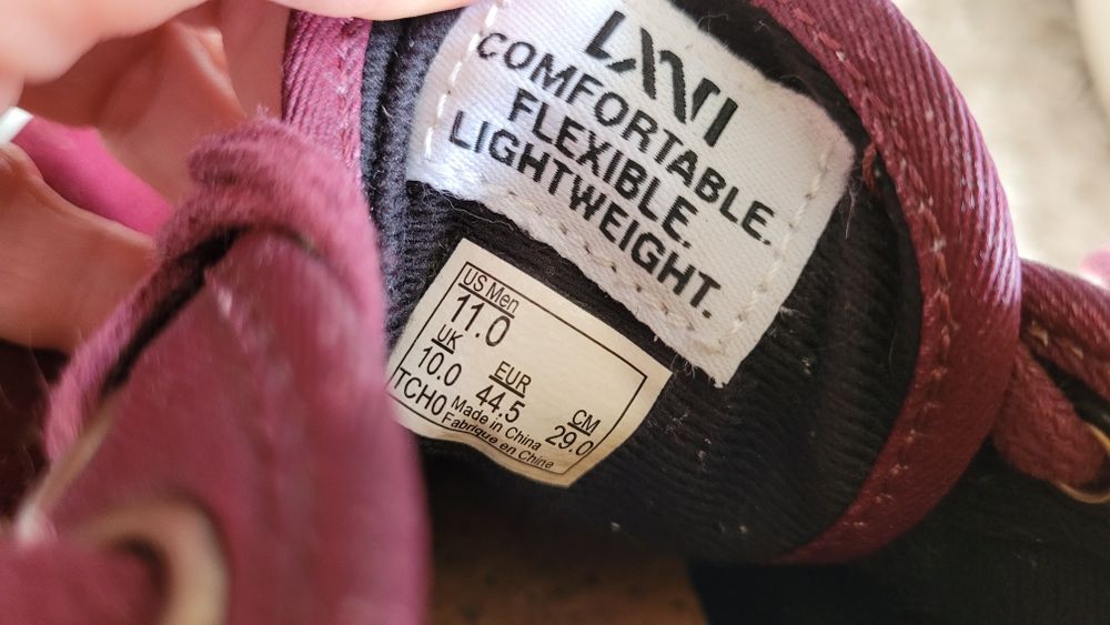 VANS LXVI rozm.44,5 lekkie,  przewiewne LATO