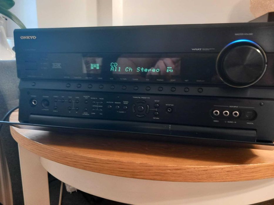 Amplituner Onkyo TX NR809