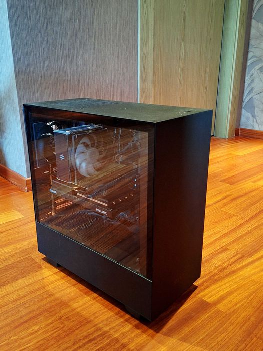 Komputer Ryzen 7, 32GB Ram, Arc A770, NZXT, Aorus Elite B550, NVME