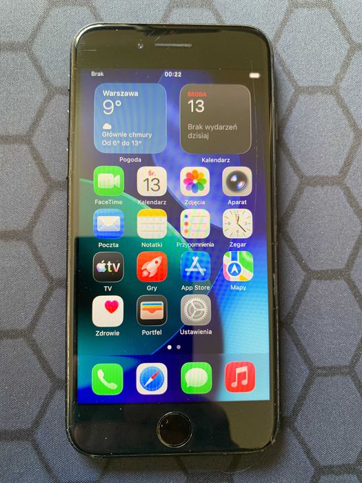 Smartfon Apple iPhone SE (2020) 64 GB (model A2296)