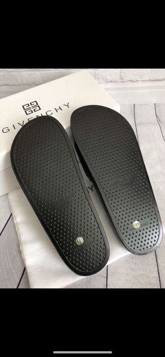 Шлепки Givenchy