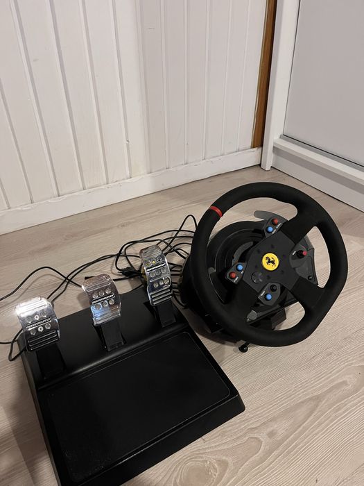 Kierownica Thrustmaster T300RS Ferrari Alcantara