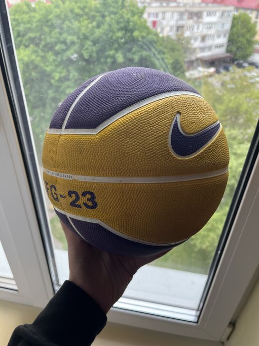 Мʼяч бачкетбольний