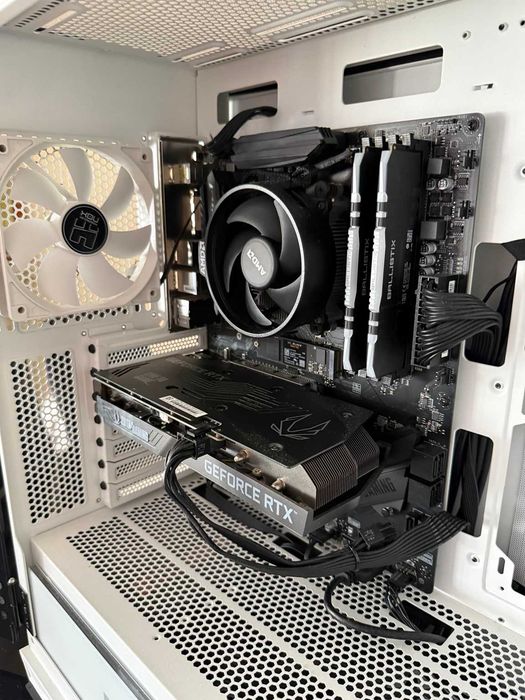 PC Gaming Ryzen 5 5600 + RTX 3060 12GB | 16GB RAM | 1TB SSD | Pronto a usar