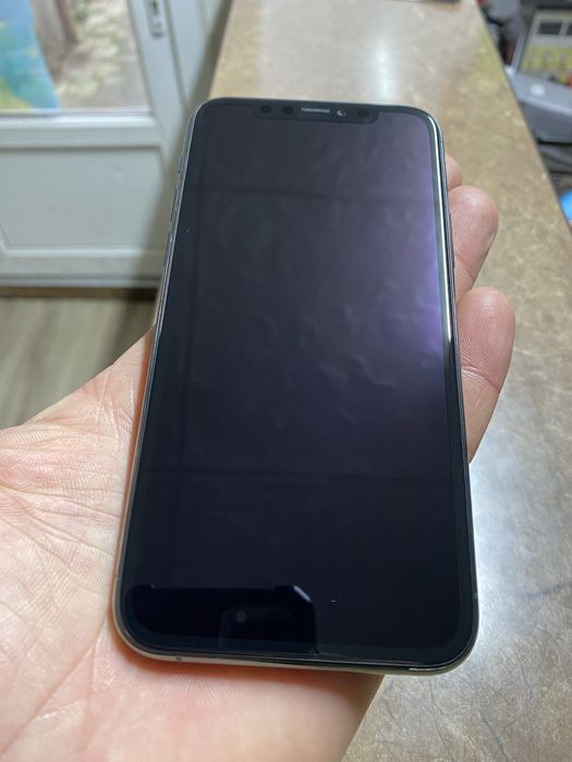 Iphone 11 pro icloud. Айфон 11 про заблокований