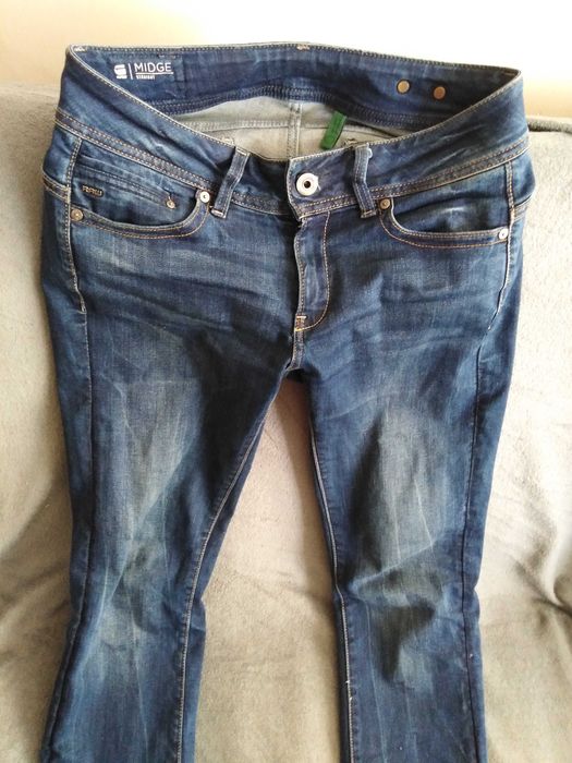 G-STAR RAW. Markowe spodnie jeansowe.
