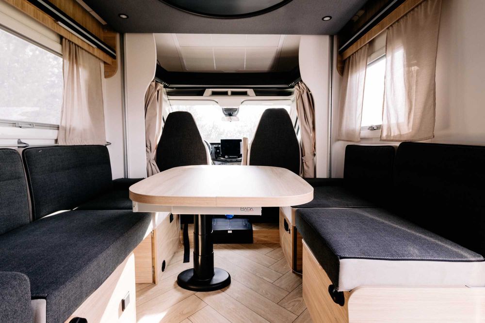 Kamper Chausson 720 , 2025  Nowy!! automat , 5 osób