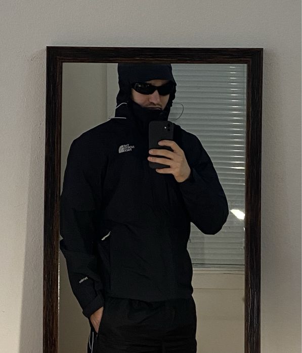 (M) THE NORTH FACE Черная курточка на мембране весенняя осенняя tnf