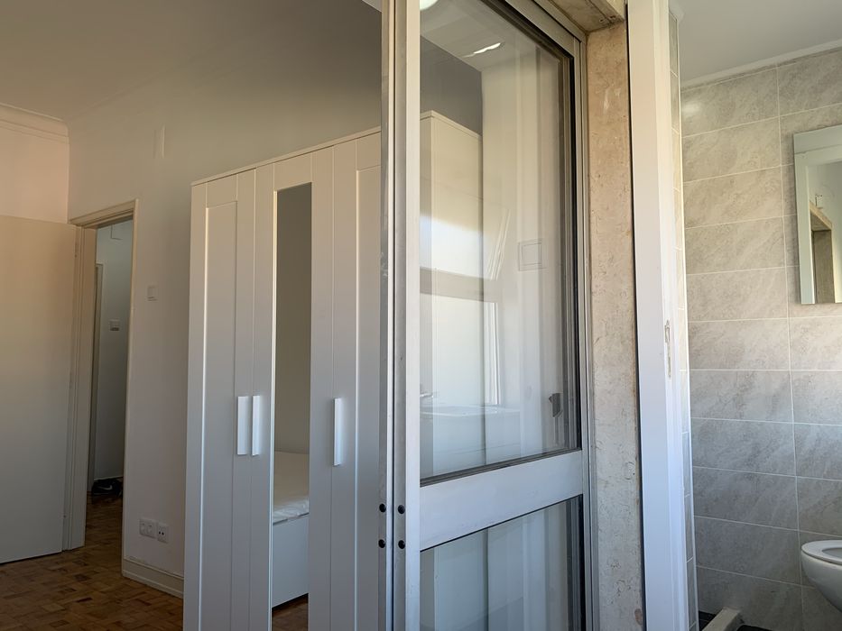 Quarto suite com varanda, odivelas