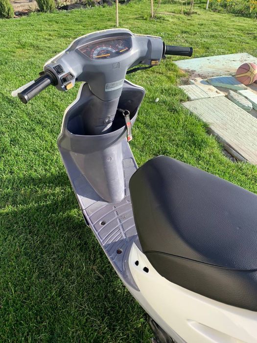 Скутер Honda dio 27
