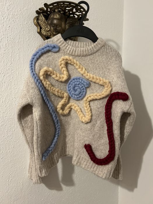 Zara sweter z aplikacją