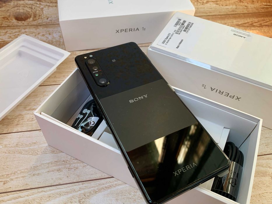 Новий, з гарантією Sony Xperia 1 II - 128\256 1/2sim OLED 865 (Mark 2)