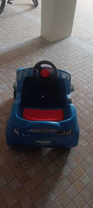 Carro criancas eletrica.