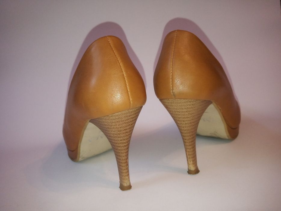 Buty damskie szpilki, skórzane Sala 36