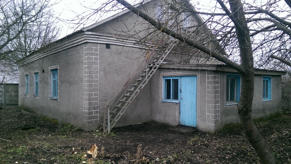 Сауна (баня), двоповерхова з великим басейном