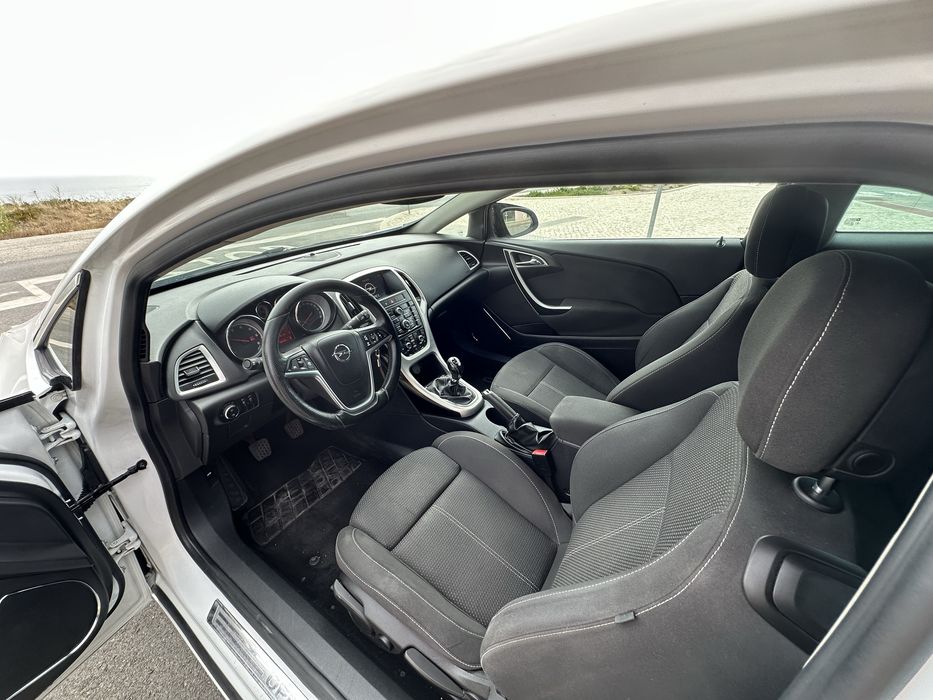 Opel GTC Astra 1.7 cdti S/S J20