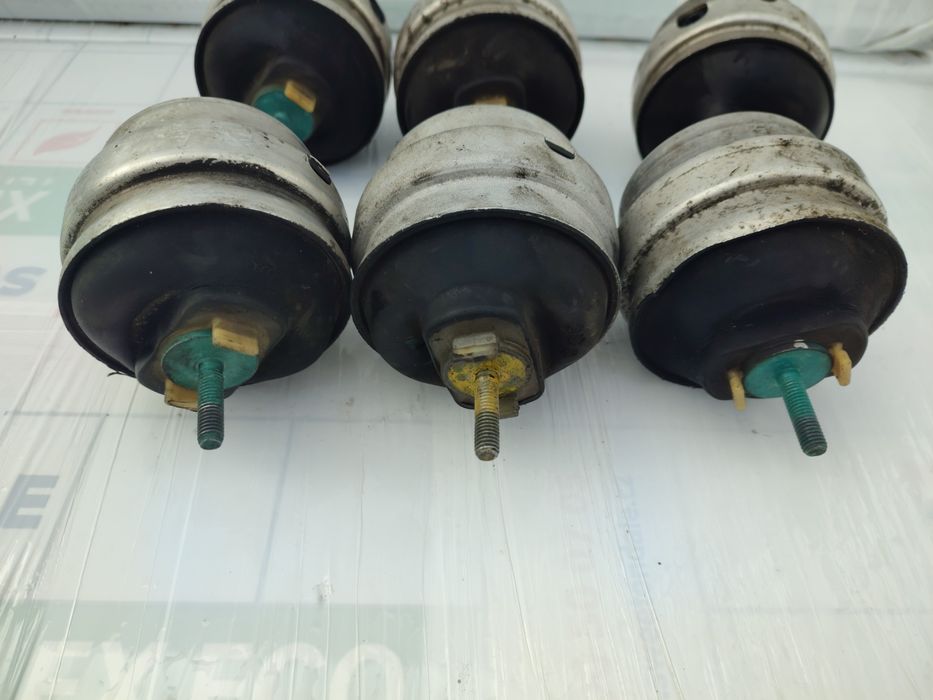 Подушки двигуна Audi a4 b7 подушка мотора ауді а4 б6 а6 с5 2.0 tdi