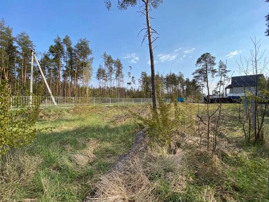Продаж 8,3 сотки під забудову