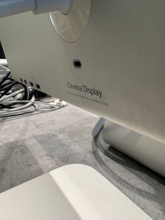 Монітор apple cinema display 23 , 27 дюймів