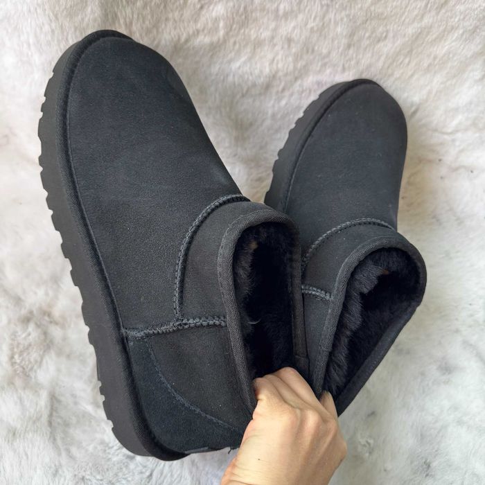 Buty UGG Classic Ultra Mini damskie czarny R.41