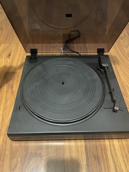 Gira-discos Panasonic SL-HM50B