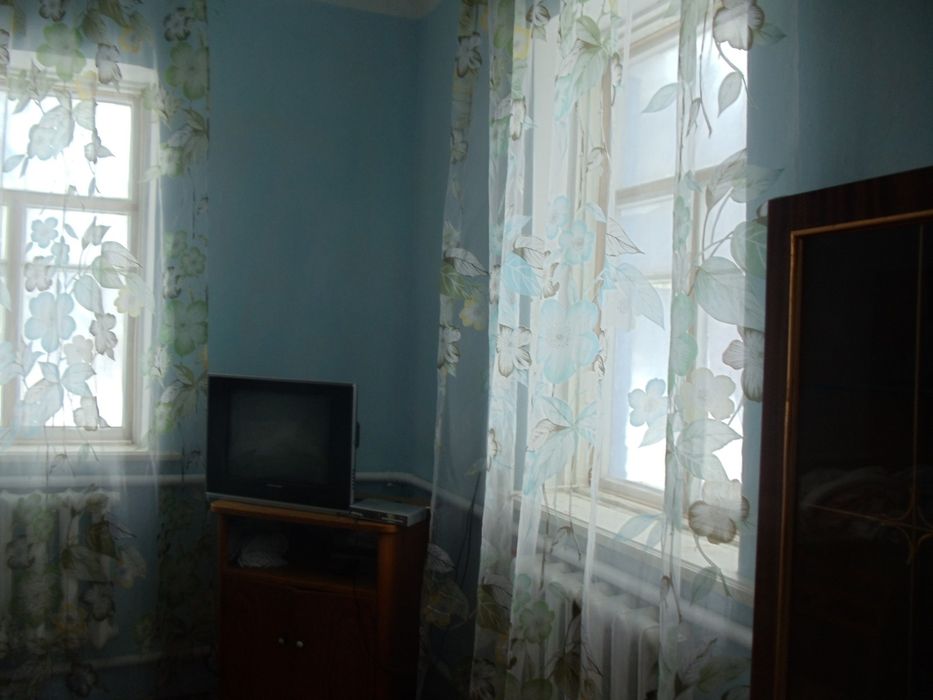 Продаж житлового будинку