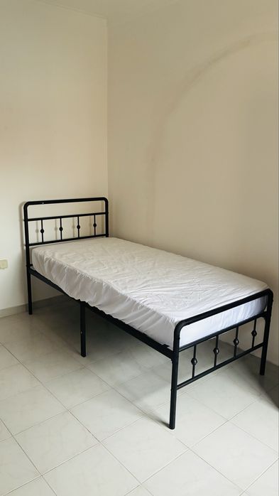 Quarto disponivel (Pinhal Novo)