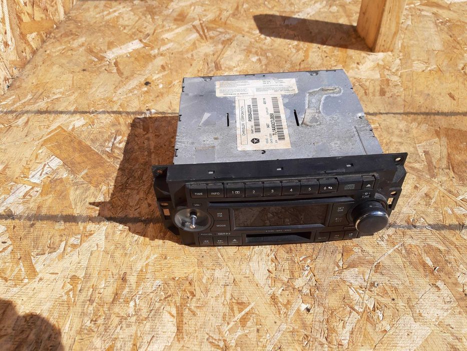 RADIO Dodge Ram CHRYSLER 300C 300