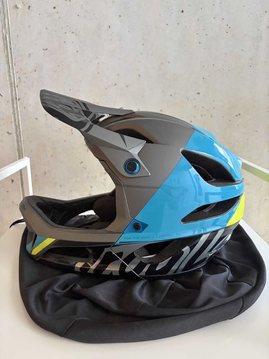 Capacete integral bicicleta Troy Lee Designs com saco
