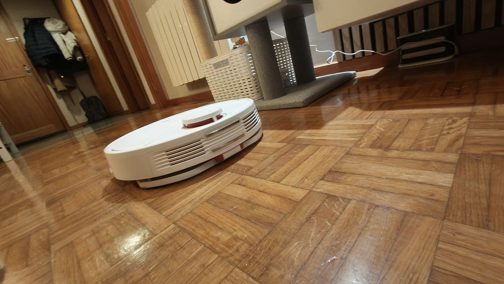 XIAOMI Robot Vacuum  S12 EU como Novo