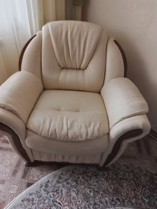 Перетяжка мягкой мебели