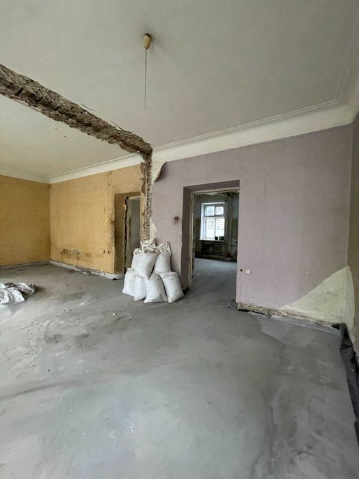 продам нежилое помещение по ул. Панаса Мирного 2\44