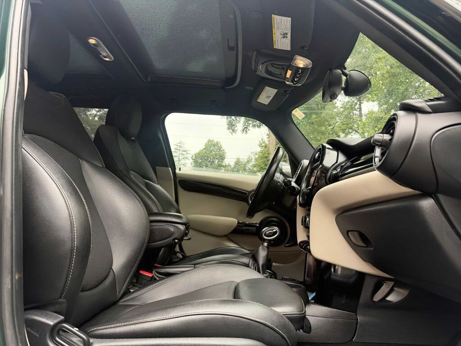 Mini Cooper S 4-Door Hatchback      2016