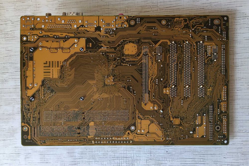 Комплект мат.плата ASUS P5LD2 SE+Dual-Core E2140, ОЗУ 4Gb+кулер.