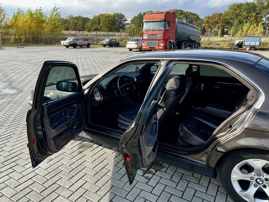 Продам BMW 740i e38 4.0 газ/бенз