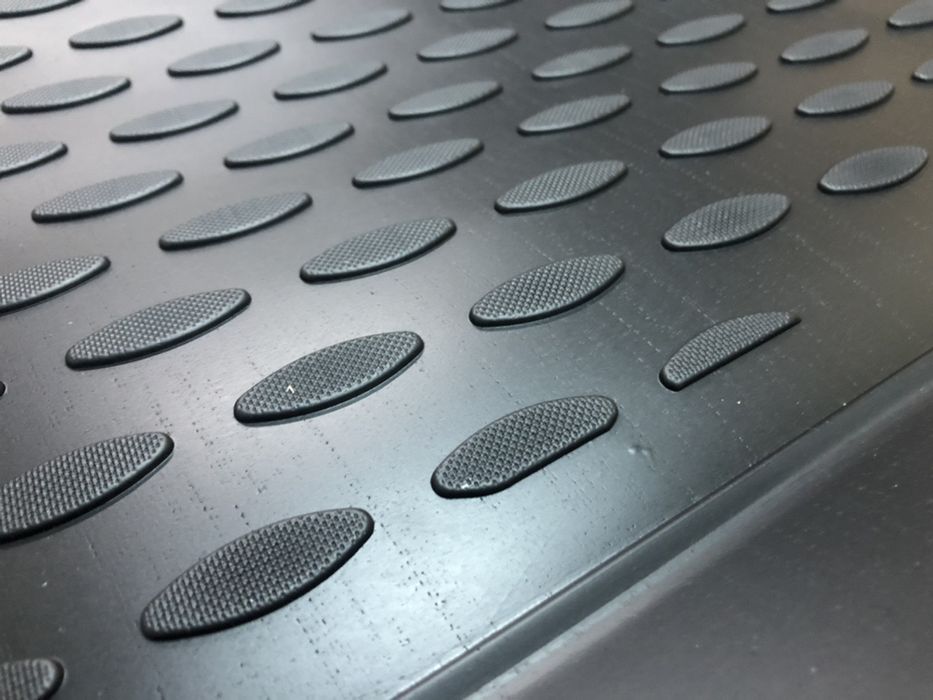 Tapete mala borracha VW Passat Variant 3C