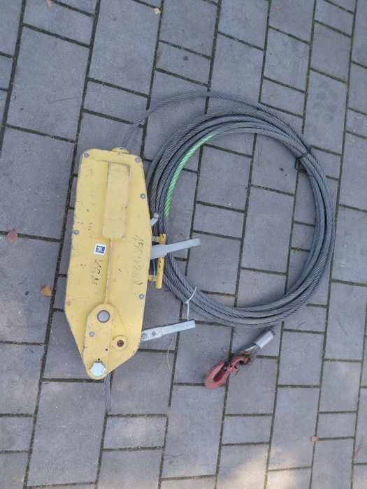 Linociąg  wciągarka linowa  3200 kg
