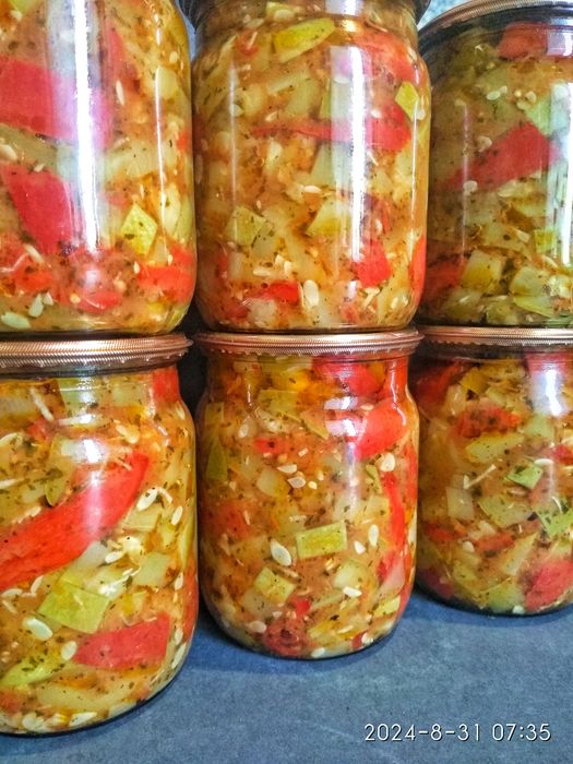 Консервация домашняя, баклажаны, помидоры, огурцы, домашняя консерваци