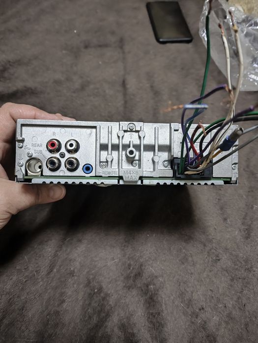 Продам авто магнитолу sony CDX-G30