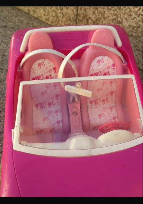 Carro rosa da Barbie