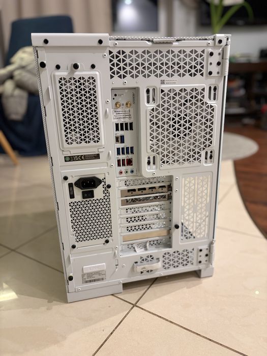 Gwarancja Gamingowy Gaming PC Ryzen 5 7600 RX7800XT/ DDR5 6000MHz 32GB