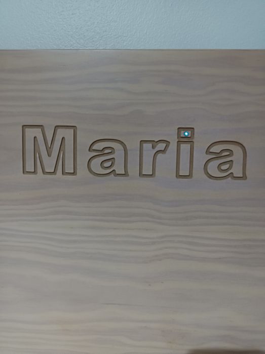 Cama "Maria" com 3 gavetas e mesa cabeceira