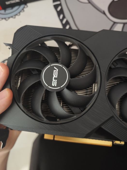 Asus Rx 7600 8GB